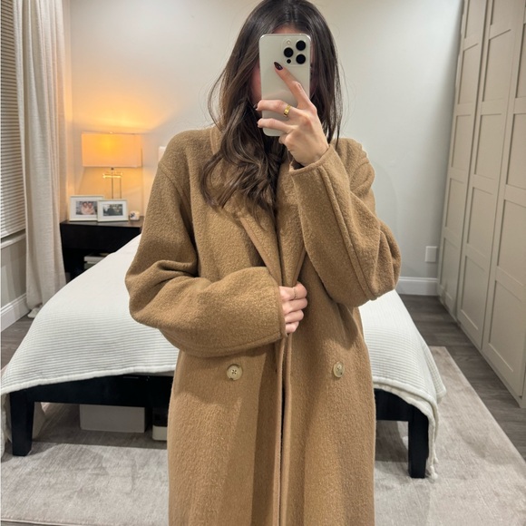 Wilfred Oversized Caramel “Slouch Coat” - Picture 14 of 16